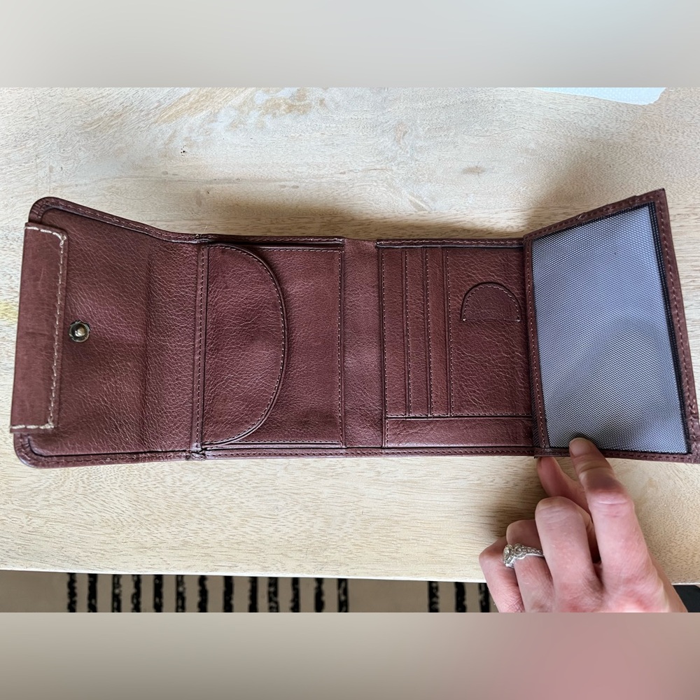 Fossil Leather Wallet, Never Used, Leather Interiors! View 5